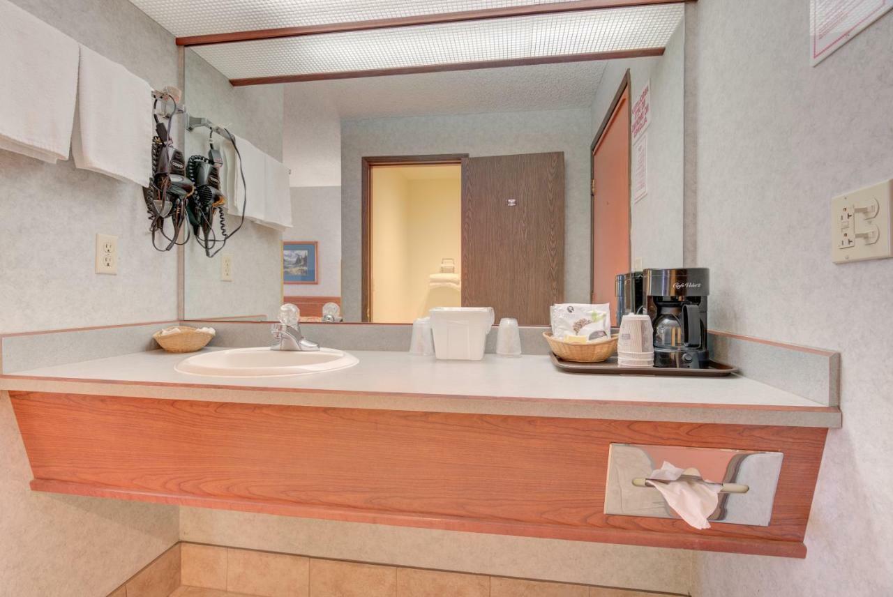 Redmond Inn Bagian luar foto